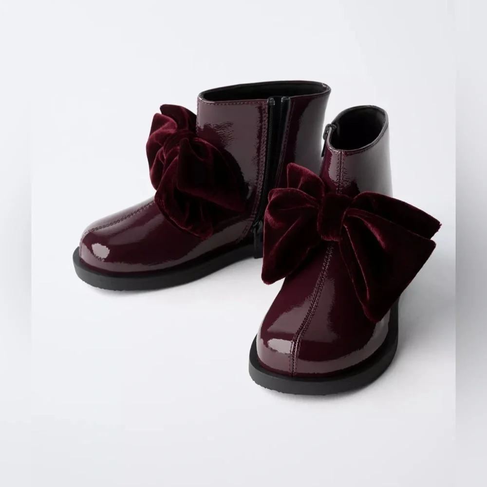 Zara kids  Ankle boots with a patent finish and bow burgundy sz 27 us 9.5